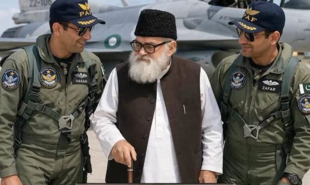 ئىككى كۈرەشچى ئايروپىلان ئۇچقۇچىسىنىڭ چۈشى ۋە مەۋلانا ئەبۇل ئەلا مەۋدۇدىنىڭ تەبىرى